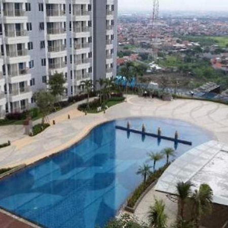 Cosmy Orchard Apartment Surabaya Buitenkant foto